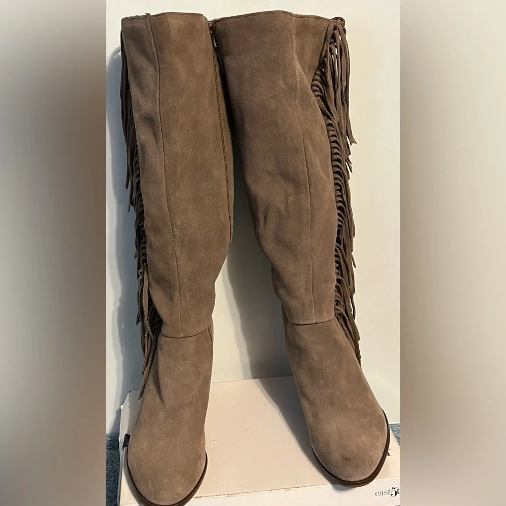 Steve Madden Brown Wedge Heeled Fringe Boots size 8 - Picture 8 of 11